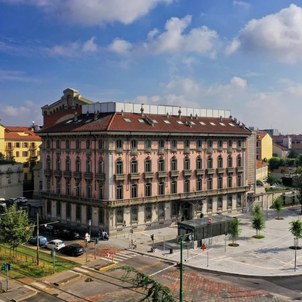 Mid-Range Hotels in Milan