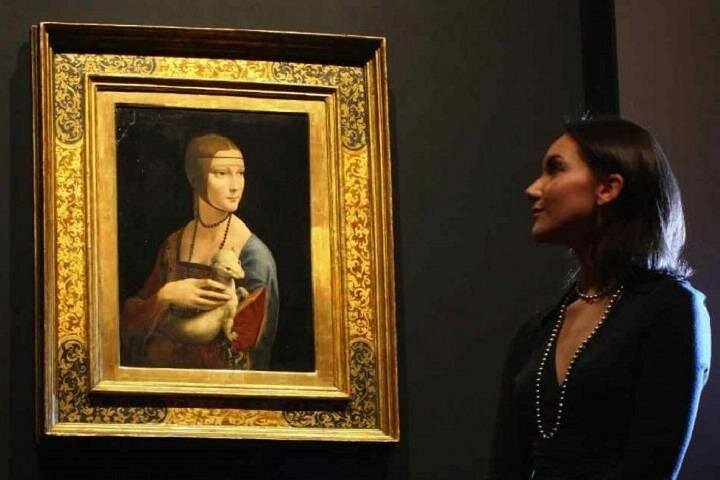 Where Is the Mona Lisa Painting Located