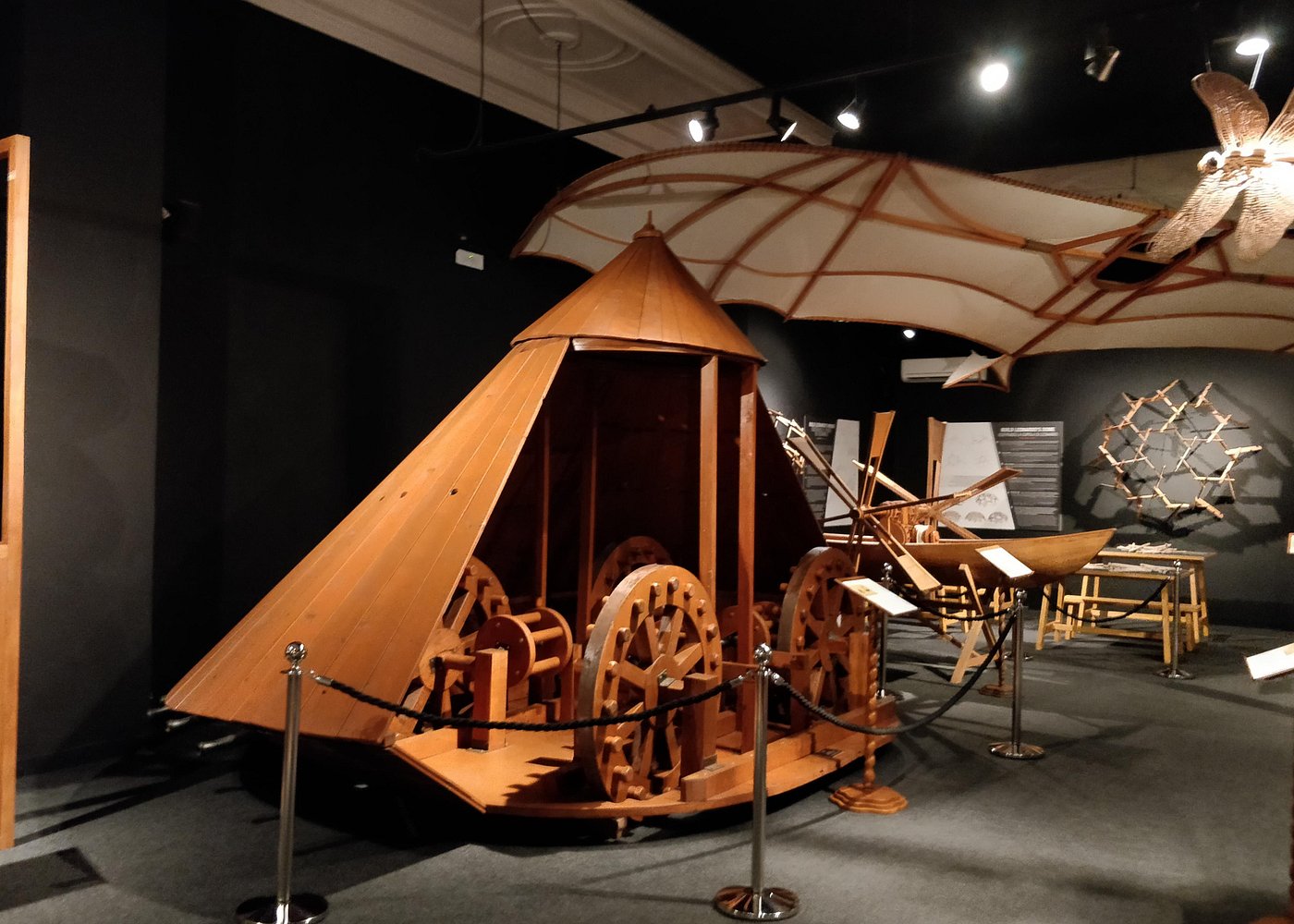leonardo da vinci inventions